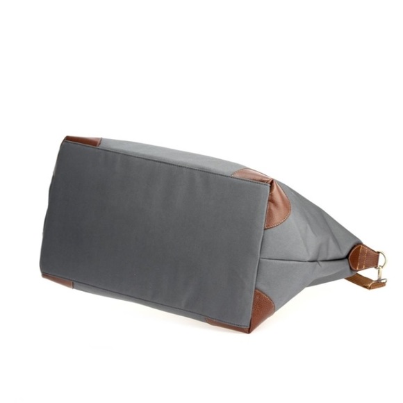 THE HAMPTONS WEEKENDER DUFFEL TRAVEL BAG- GRAY - Picture 4 of 5